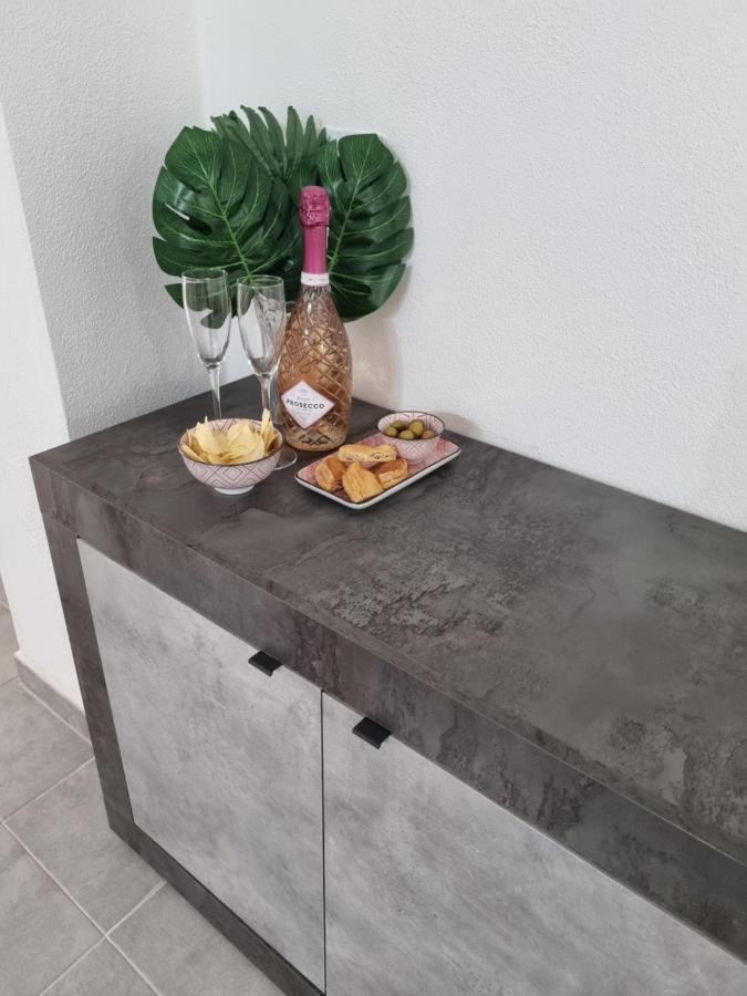 קליארי Mito Apartment מראה חיצוני תמונה